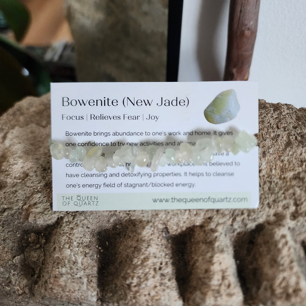 Bowenite Chip Bracelet