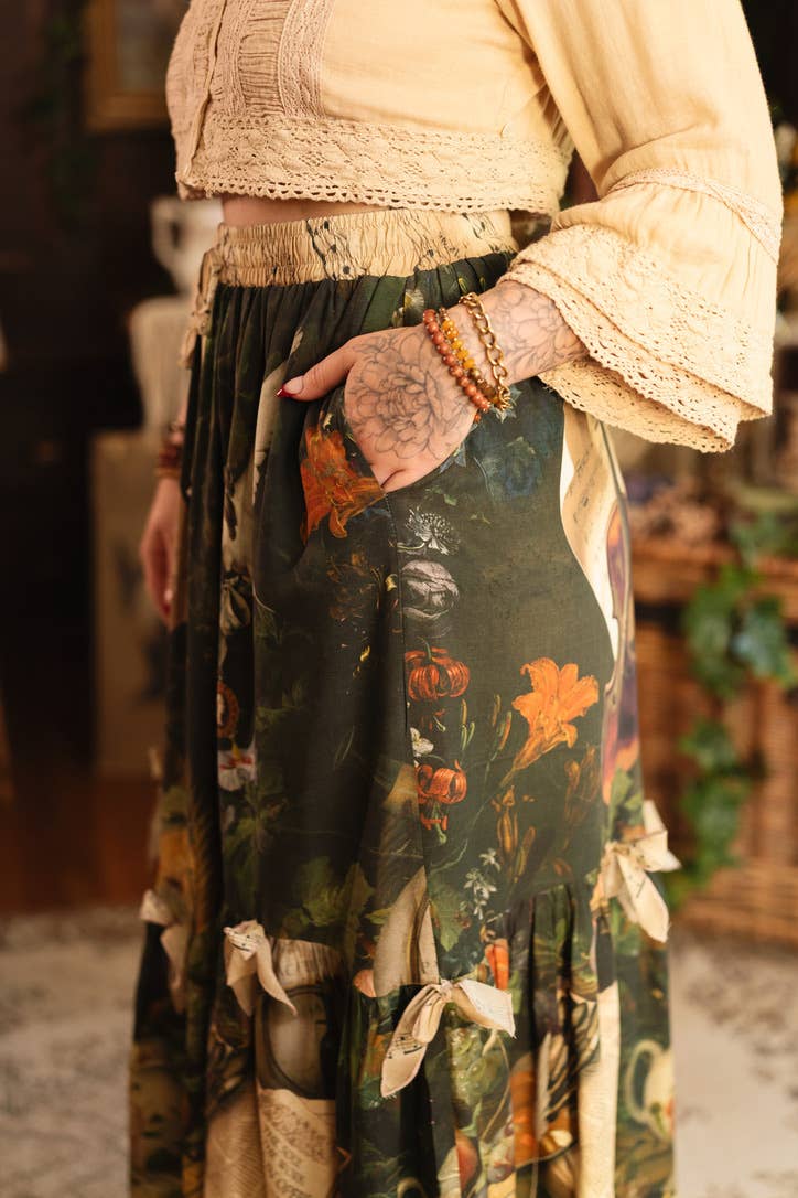 Labour of Love Atelier Skirt w/ florals & violin