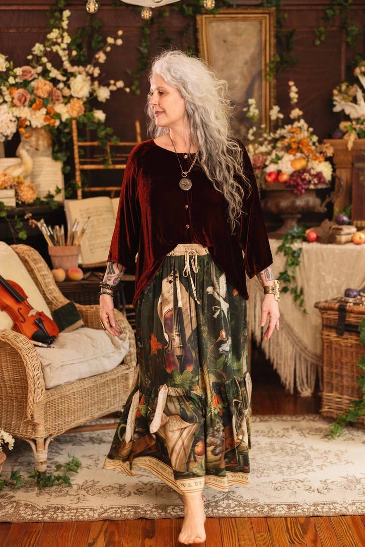 Labour of Love Atelier Skirt w/ florals & violin