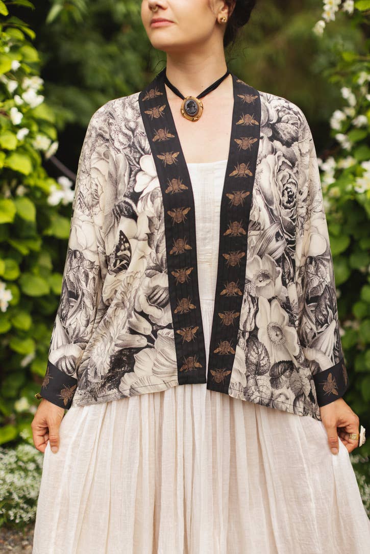 Honey & The Moon Pixie Duster Crop Kimono