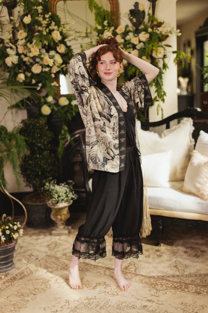 Honey & The Moon Pixie Duster Crop Kimono
