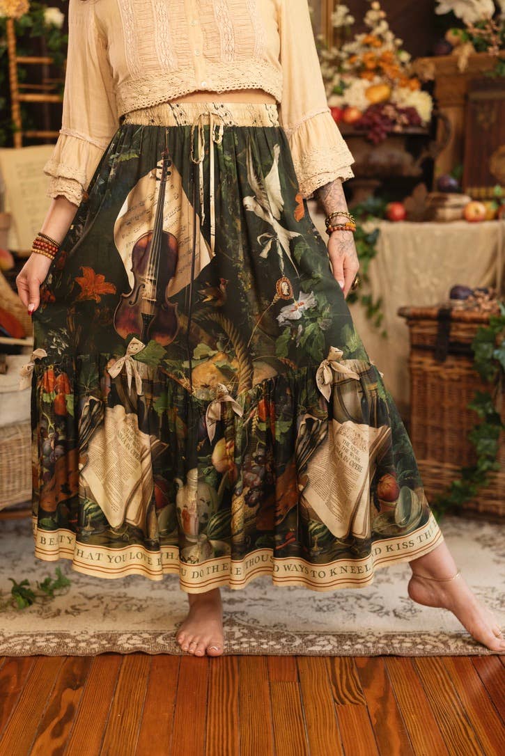 Labour of Love Atelier Skirt w/ florals & violin