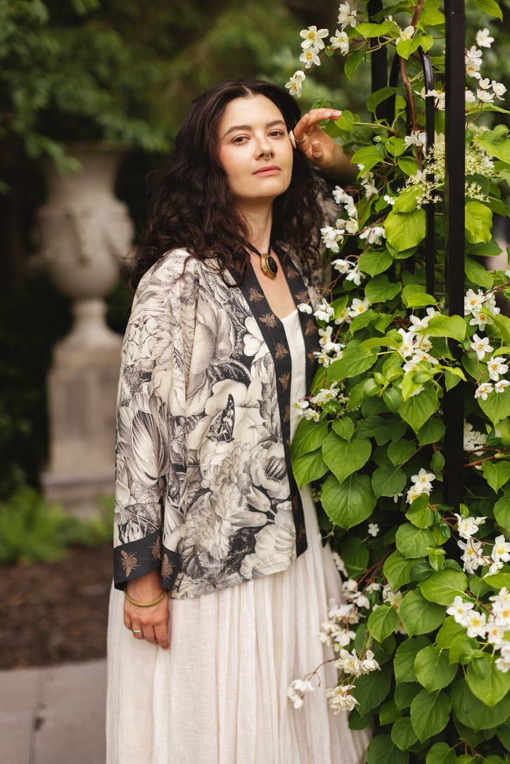 Honey & The Moon Pixie Duster Crop Kimono