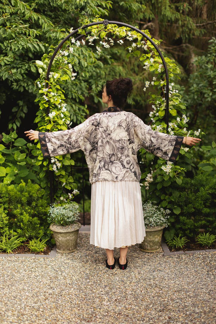 Honey & The Moon Pixie Duster Crop Kimono
