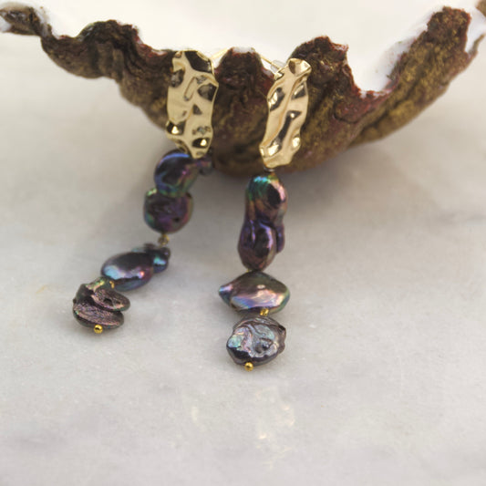 Empress of the Black Pearl Hammered Drop Earring